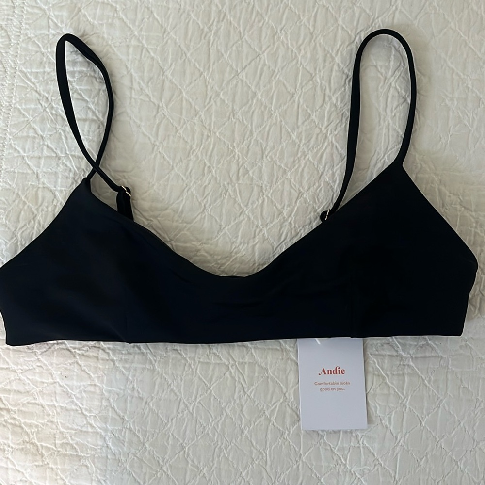 Black Andie Swim top Size M